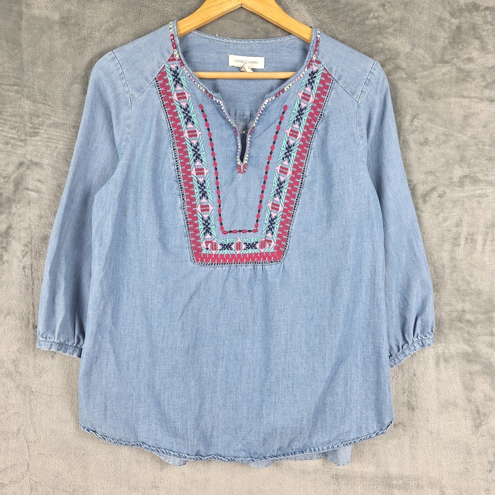 Womens Top 14 Blue Chambray Boho Peasant Western Coastal Cowgirl Embroidered
